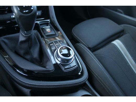 BMW 2 Serie Active Tourer 216i F45 Executive Sport-Line | NL auto | 2e eigenaar | 17 inch | LED | Navi | PDC ... ActivLease financial lease