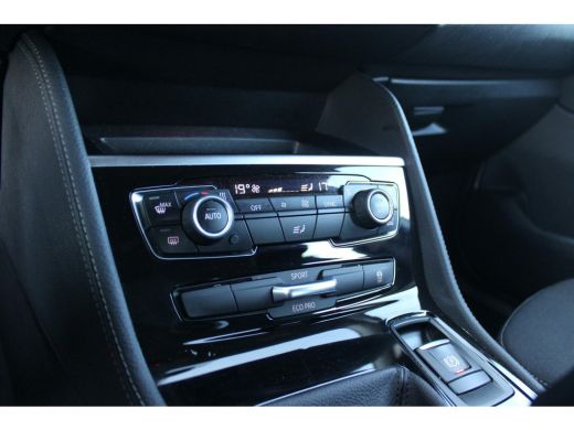 BMW 2 Serie Active Tourer 216i F45 Executive Sport-Line | NL auto | 2e eigenaar | 17 inch | LED | Navi | PDC ... ActivLease financial lease