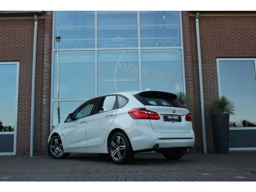 BMW 2 Serie Active Tourer 216i F45 Executive Sport-Line | NL auto | 2e eigenaar | 17 inch | LED | Navi | PDC ... ActivLease financial lease