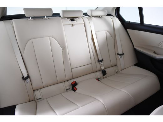 BMW 3-serie 330 e *1ste Eigenaar*Leer*360*Navigatie* ActivLease financial lease