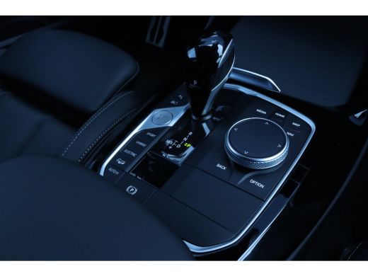 BMW X3 xDrive30e High Executive M-Sport | Cruise Control | Camera | Trekhaak | Stoel+Stuur verwarming | ... ActivLease financial lease