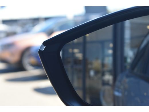 Citroën C5 X 1.2 PureTech Plus 130pk Automaat | Vol-Leder | Massage | Stoelkoeling/verwarming | HeadUp-Display... ActivLease financial lease