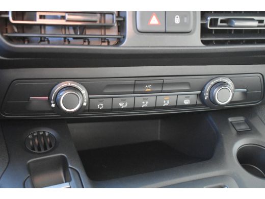 Citroën E-Berlingo Citroen 136 L1 50 kWh 3 Fase | Navigatie | Parkeersensoren | Digitale Binnenspiegel | Cruise Cont... ActivLease financial lease