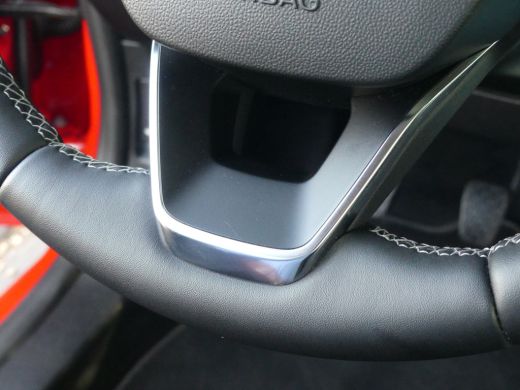 Ford Fiesta 1.0 EcoBoost Hybrid 125PK Titanium | PARKEERSENSOREN | DAB | APPLE CARPLAY/ANDROID AUTO | ActivLease financial lease