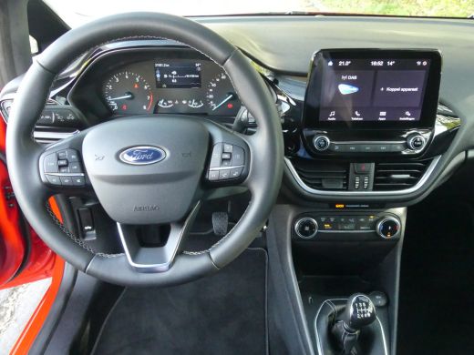 Ford Fiesta 1.0 EcoBoost Hybrid 125PK Titanium | PARKEERSENSOREN | DAB | APPLE CARPLAY/ANDROID AUTO | ActivLease financial lease