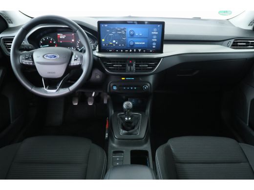 Ford Focus 1.0 EcoBoost Hybrid Titanium | Navigatie Sync 4 | Climate Control | Cruise Control | Getint Glas ... ActivLease financial lease