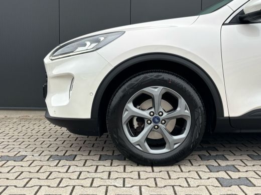 Ford Kuga 1.5 EcoBoost Titanium X | Panoramadak | Trekhaak | Elektrische Stoel | Winterpack | B&O | Keyless... ActivLease financial lease