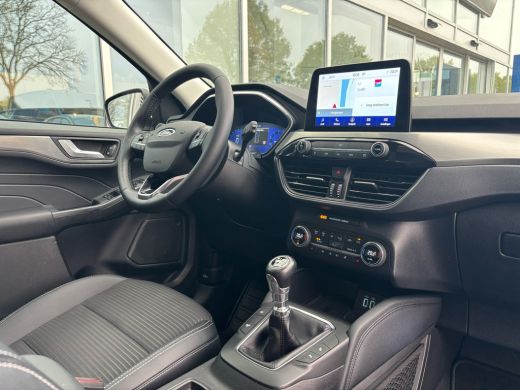 Ford Kuga 1.5 EcoBoost Titanium X | Panoramadak | Trekhaak | Elektrische Stoel | Winterpack | B&O | Keyless... ActivLease financial lease