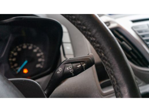 Ford Transit Custom 290 2.0 TDCI L2H1 Limited Dubbel Cabine | Airco | Parkeersensor voor en achter | Trekhaak ActivLease financial lease