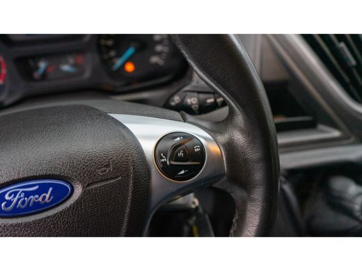 Ford Transit Custom 290 2.0 TDCI L2H1 Limited Dubbel Cabine | Airco | Parkeersensor voor en achter | Trekhaak ActivLease financial lease