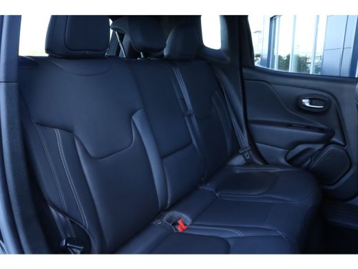 Jeep Renegade Jeep 4xe 240 Plug-in Hybrid Electric S | Adaptieve Cruise | Pano | Camera | Keyless | Stoel+Stuur... ActivLease financial lease