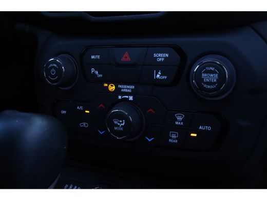 Jeep Renegade Jeep 4xe 240 Plug-in Hybrid Electric S | Adaptieve Cruise | Pano | Camera | Keyless | Stoel+Stuur... ActivLease financial lease