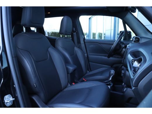 Jeep Renegade Jeep 4xe 240 Plug-in Hybrid Electric S | Adaptieve Cruise | Pano | Camera | Keyless | Stoel+Stuur... ActivLease financial lease