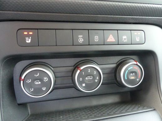 Mercedes Citan 110 CDI L1 Pro Automaat | TREKHAAK | NAVI | STOELVERWARMING | APPLE CARPLAY/ANDROID AUTO | ActivLease financial lease