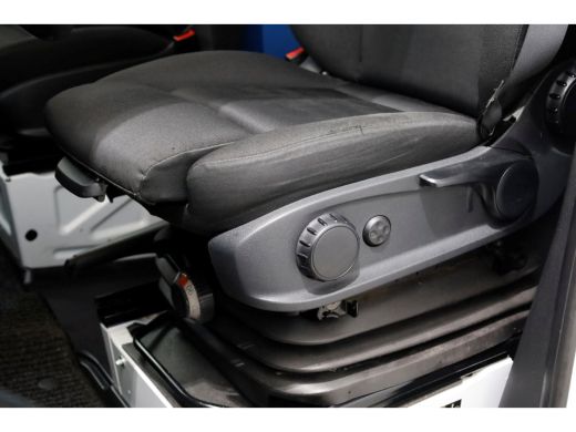 Mercedes Sprinter 317 CDI 170pk L2H2 RWD 9G Automaat Camera/Trekhaak 3500kg 03-2021 ActivLease financial lease