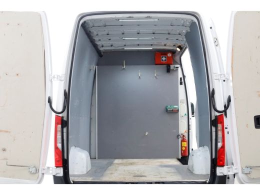Mercedes Sprinter 317 CDI 170pk L2H2 RWD 9G Automaat Camera/Trekhaak 3500kg 03-2021 ActivLease financial lease
