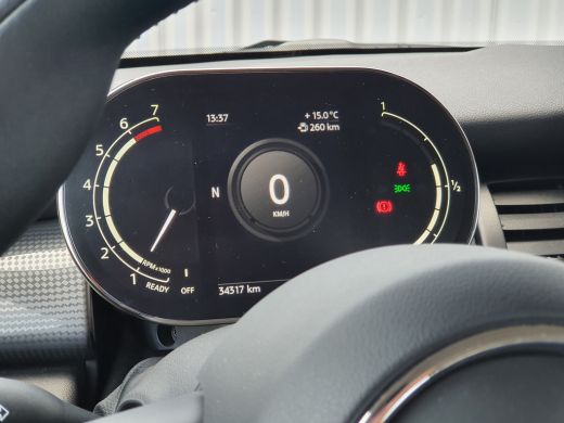 Mini Cooper 1.5 Business Edition | Full LED | Cruise Control | Parkersensoren | Clima ActivLease financial lease