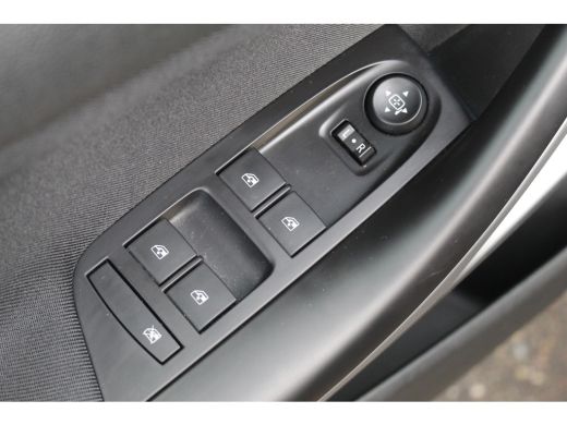 Opel Astra 1.2 Edition | Camera | Cruise | PDC V+A | Navi | Carplay | Clima | LMV | ActivLease financial lease