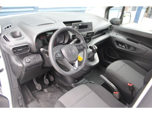 Opel Combo 1.6D 100PK TREKHAAK | AIRCO | BETIMMERING LAADRUIMTE | PARKEERSENSOREN ActivLease financial lease