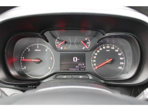 Opel Combo 1.6D 100PK TREKHAAK | AIRCO | BETIMMERING LAADRUIMTE | PARKEERSENSOREN ActivLease financial lease