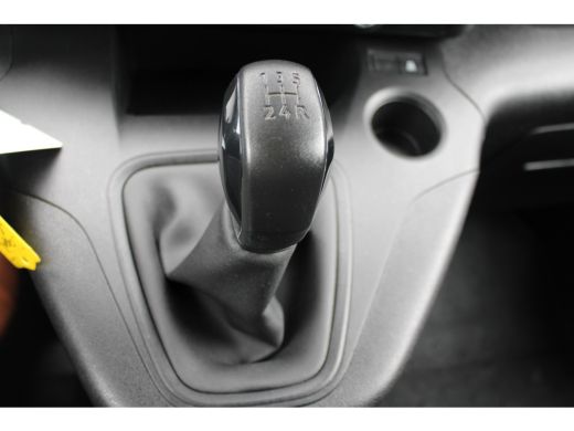 Opel Combo 1.6D 100PK TREKHAAK | AIRCO | BETIMMERING LAADRUIMTE | PARKEERSENSOREN ActivLease financial lease