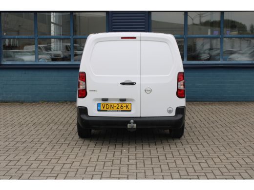Opel Combo 1.6D 100PK TREKHAAK | AIRCO | BETIMMERING LAADRUIMTE | PARKEERSENSOREN ActivLease financial lease