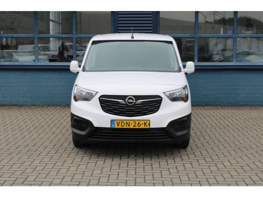 Opel Combo 1.6D 100PK TREKHAAK | AIRCO | BETIMMERING LAADRUIMTE | PARKEERSENSOREN ActivLease financial lease