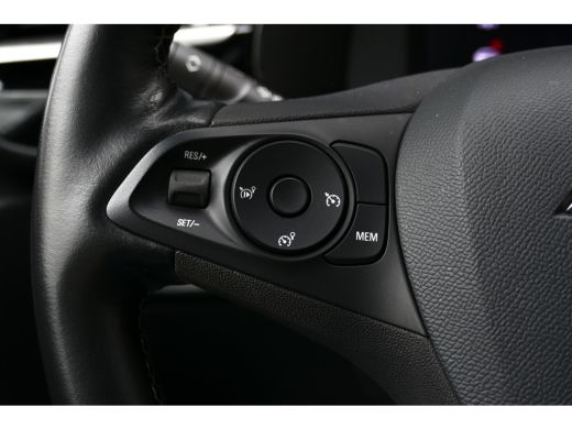 Opel Corsa Opel 1.2 TURBO 100PK 5-DRS ELEGANCE / NAVI / LED / PDC / CLIMA / 16"LMV / BLUETOOTH / CRUISECONTR... ActivLease financial lease