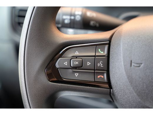 Opel Movano 2.2D 120 S&S L2H1 3.0t | Camera | Parkeersensoren | Trekhaak | ActivLease financial lease