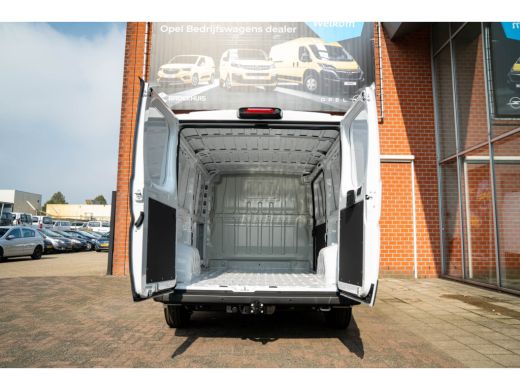 Opel Movano 2.2D 120 S&S L2H1 3.0t | Camera | Parkeersensoren | Trekhaak | ActivLease financial lease