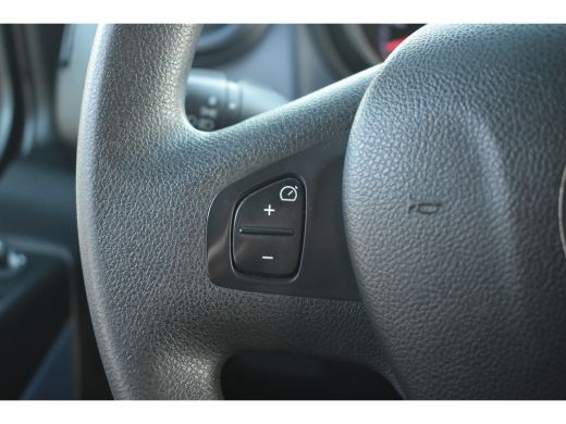 Opel Vivaro 1.6 CDTI L2H1 DC Sport 5p. | Navigatie | Achteruitrijcamera | Betimmering | Trekhaak | AllSeason ... ActivLease financial lease