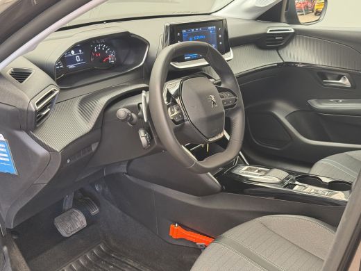 Peugeot 208 Peugeot 1.2 PureTech Allure AUTOMAAT! | 16''Lichtmetaal | Clima | Cruise | getint glas | Parkeers... ActivLease financial lease