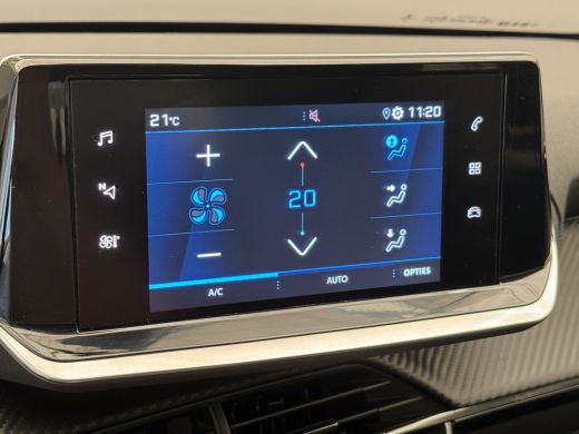 Peugeot 208 Peugeot 1.2 PureTech Allure AUTOMAAT! | 16''Lichtmetaal | Clima | Cruise | getint glas | Parkeers... ActivLease financial lease