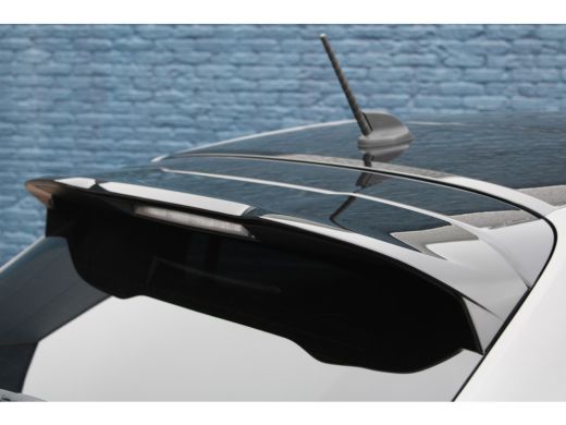 Peugeot 208 1.2 PureTech GT-Line | Automaat | Navigatie | Camera | Panoramadak | 25.000km | ActivLease financial lease