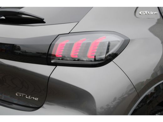 Peugeot 208 1.2 PureTech GT-Line | Automaat | Navigatie | Camera | Panoramadak | 25.000km | ActivLease financial lease