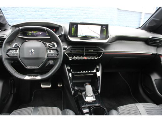 Peugeot 208 1.2 PureTech GT-Line | Automaat | Navigatie | Camera | Panoramadak | 25.000km | ActivLease financial lease