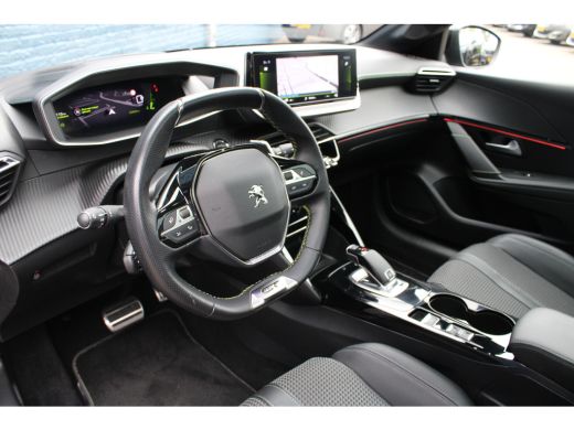 Peugeot 208 1.2 PureTech GT-Line | Automaat | Navigatie | Camera | Panoramadak | 25.000km | ActivLease financial lease