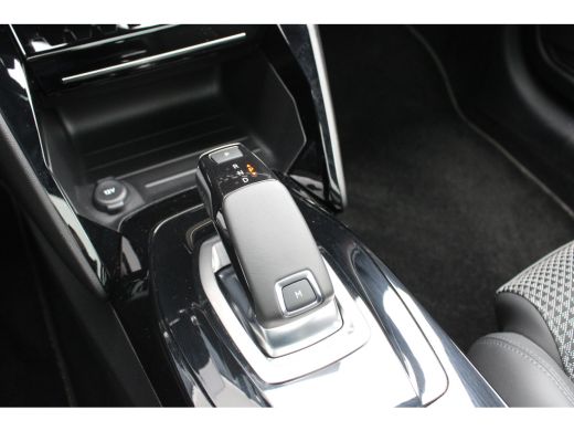 Peugeot 208 1.2 PureTech GT-Line | Automaat | Navigatie | Camera | Panoramadak | 25.000km | ActivLease financial lease