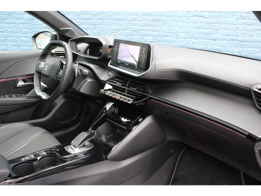 Peugeot 208 1.2 PureTech GT-Line | Automaat | Navigatie | Camera | Panoramadak | 25.000km | ActivLease financial lease