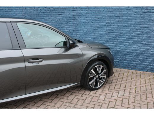 Peugeot 208 1.2 PureTech GT-Line | Automaat | Navigatie | Camera | Panoramadak | 25.000km | ActivLease financial lease