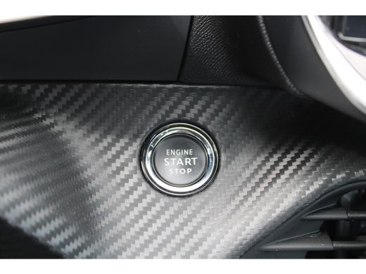 Peugeot 208 1.2 PureTech GT | Navigatie | Camera | Panoramadak | Apple carplay | 17 Inch | ActivLease financial lease