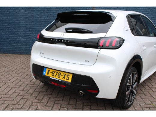 Peugeot 208 Peugeot 1.2 PureTech GT | Navigatie | Camera | Panoramadak | Parelmoer | 39.000km | ActivLease financial lease