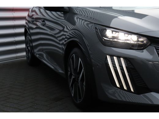 Peugeot 208 Peugeot HYBRID 100PK GT PACK AUTOMAAT / NAVI / LEDER / CLIMA / PDC / 17" LMV / CAMERA / KEYLESS /... ActivLease financial lease