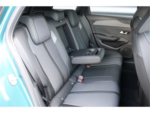 Peugeot 308 SW SW 1.2 HYBRID 136PK ALLURE AUTOMAAT / NAVI / LEDER / CLIMA / LED / PDC / 17" LMV / 360° CAMERA... ActivLease financial lease