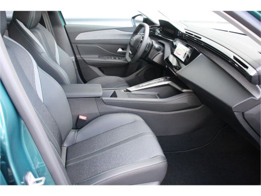 Peugeot 308 SW SW 1.2 HYBRID 136PK ALLURE AUTOMAAT / NAVI / LEDER / CLIMA / LED / PDC / 17" LMV / 360° CAMERA... ActivLease financial lease