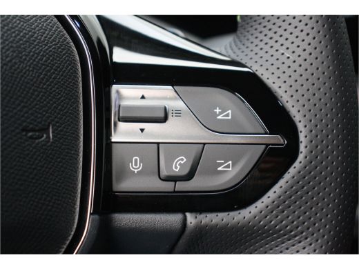 Peugeot 408 Peugeot 1.2 HYBRID 136PK GT AUTOMAAT / NAVI / LEDER / LED / PDC / 19" LMV / CAMERA / KEYLESS / AL... ActivLease financial lease