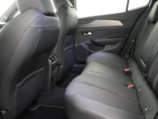 Peugeot 408 Peugeot 1.2 Hybrid 145 e-DCS6 GT | 19"LM velgen | 360 Vision & Drive Assist Pack | Keyless entry ActivLease financial lease