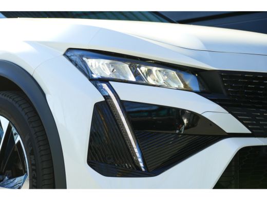 Peugeot 408 1.2 PURETECH 130PK ALLURE PACK AUTOMAAT / NAVI / CLIMA / PDC / 19"LMV / CAMERA / KEYLESS / FULL-L... ActivLease financial lease