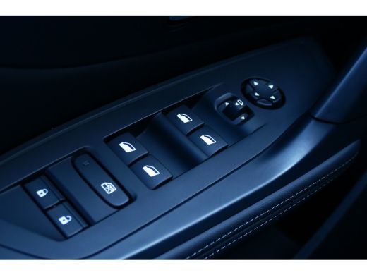 Peugeot 408 1.2 PURETECH 130PK ALLURE PACK AUTOMAAT / NAVI / CLIMA / PDC / 19"LMV / CAMERA / KEYLESS / FULL-L... ActivLease financial lease