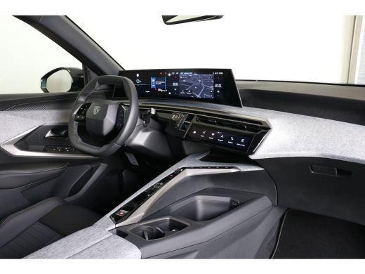 Peugeot 5008 Hybrid 136 e-DCS6 Allure | Panoramic navigation Pack | 7-Zits | Keyless Entry | Camera | LED kopl... ActivLease financial lease